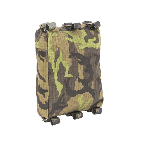 Rear upper pouch